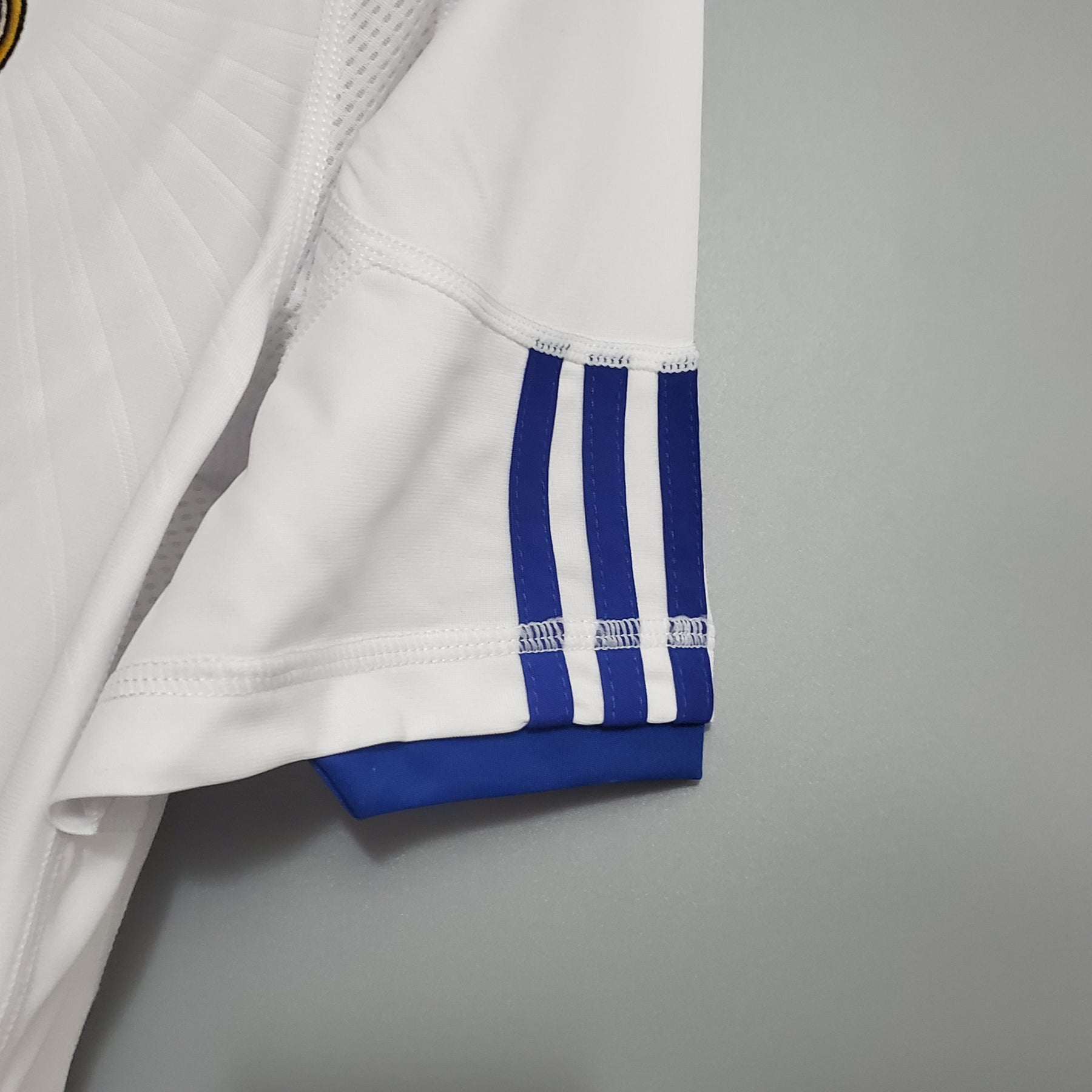 CAMISA RETRÔ REAL MADRID HOME 10/11