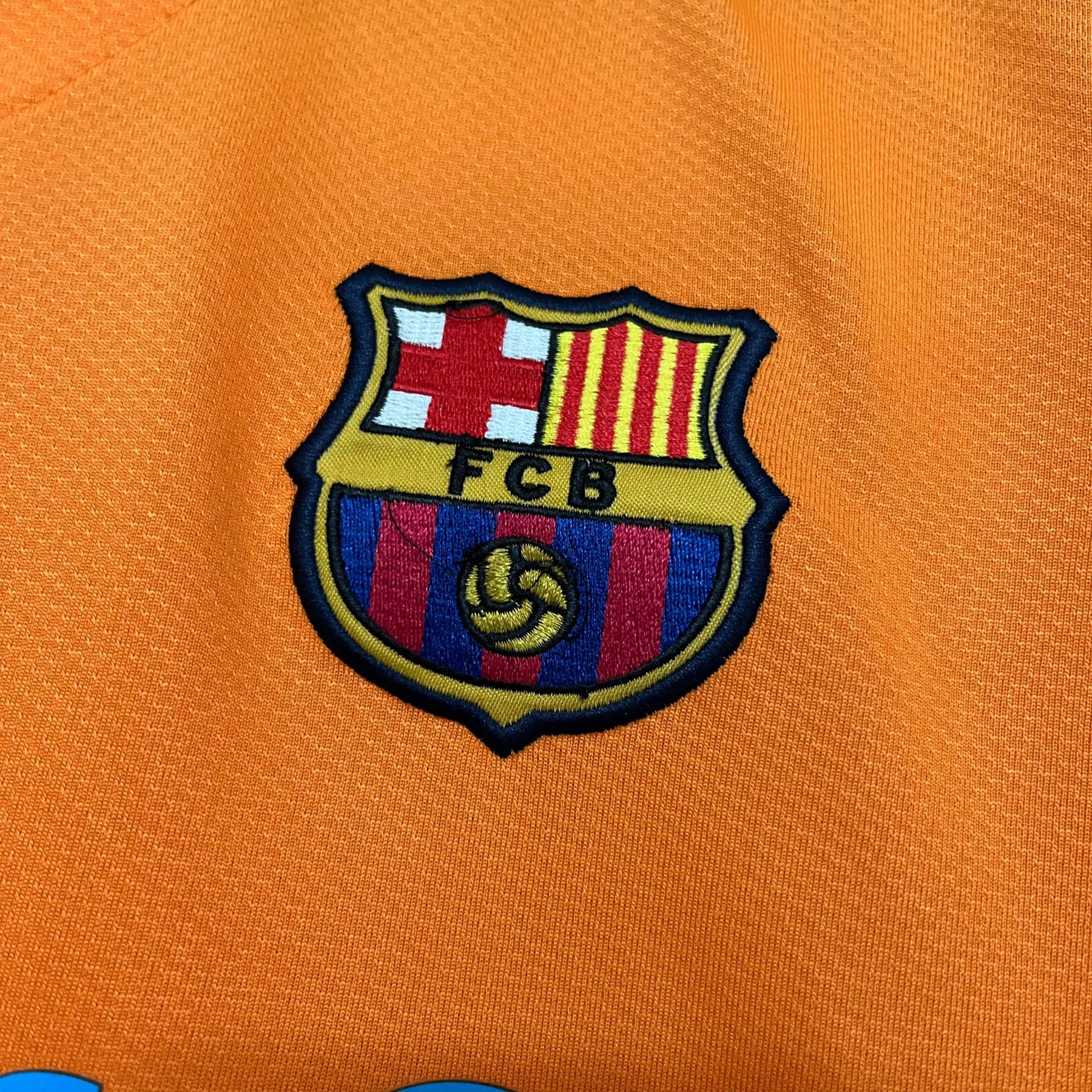 CAMISA RETRÔ BARCELONA AWAY 06/07