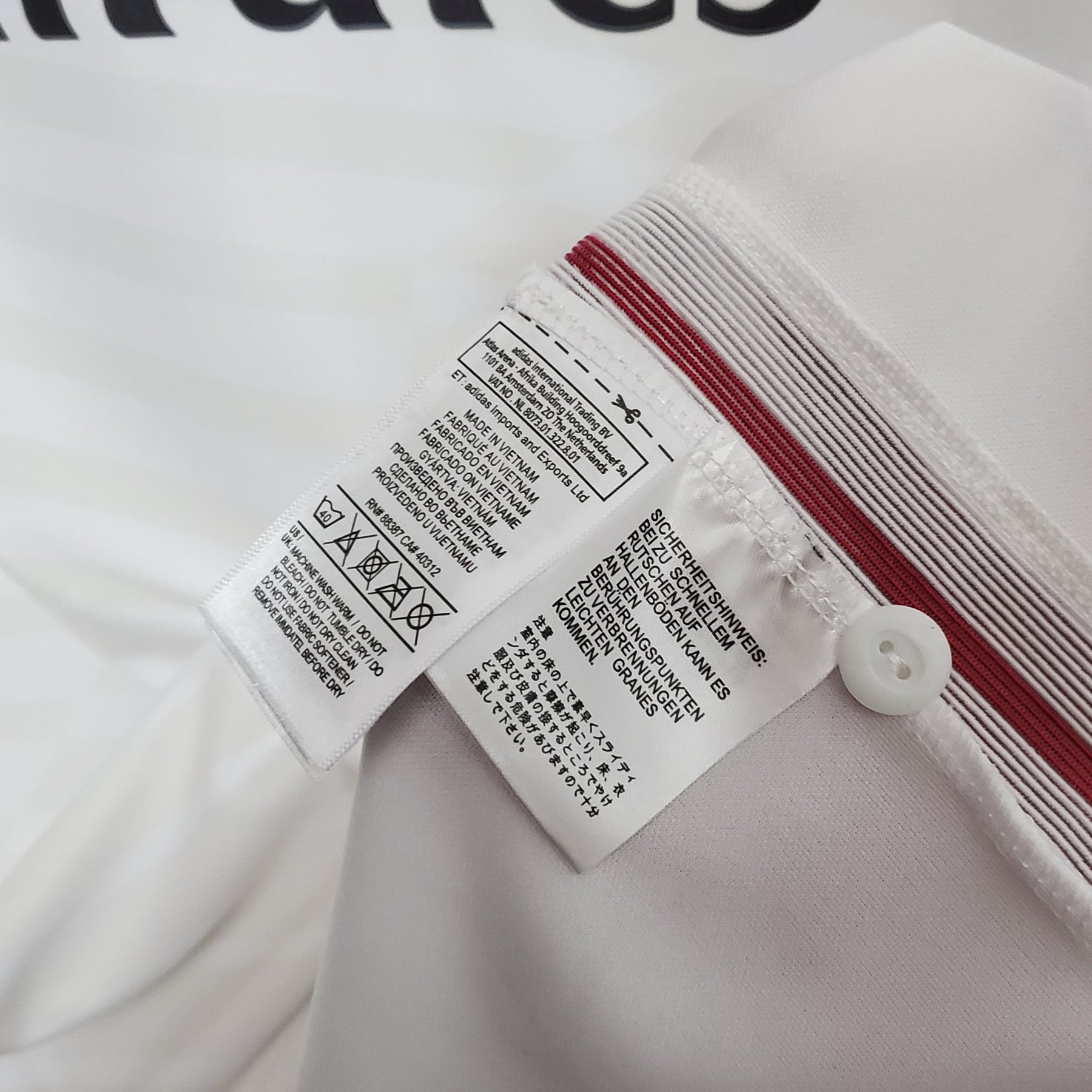 CAMISA RETRÔ REAL MADRID HOME 14/15