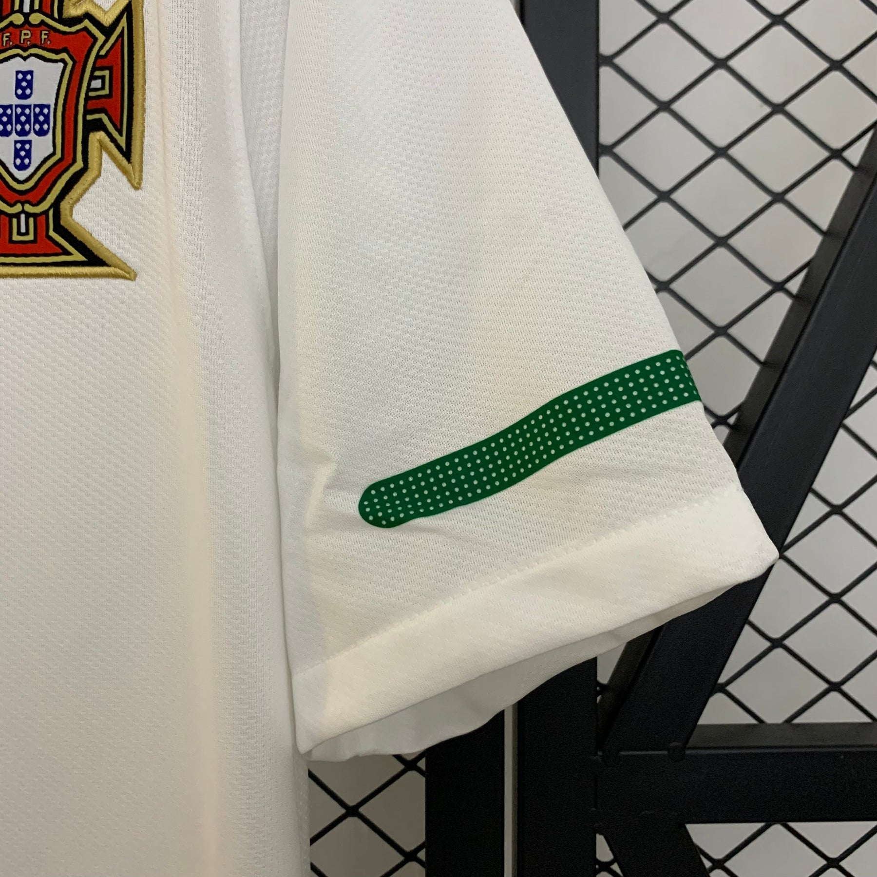 CAMISA RETRÔ PORTUGAL AWAY 2010