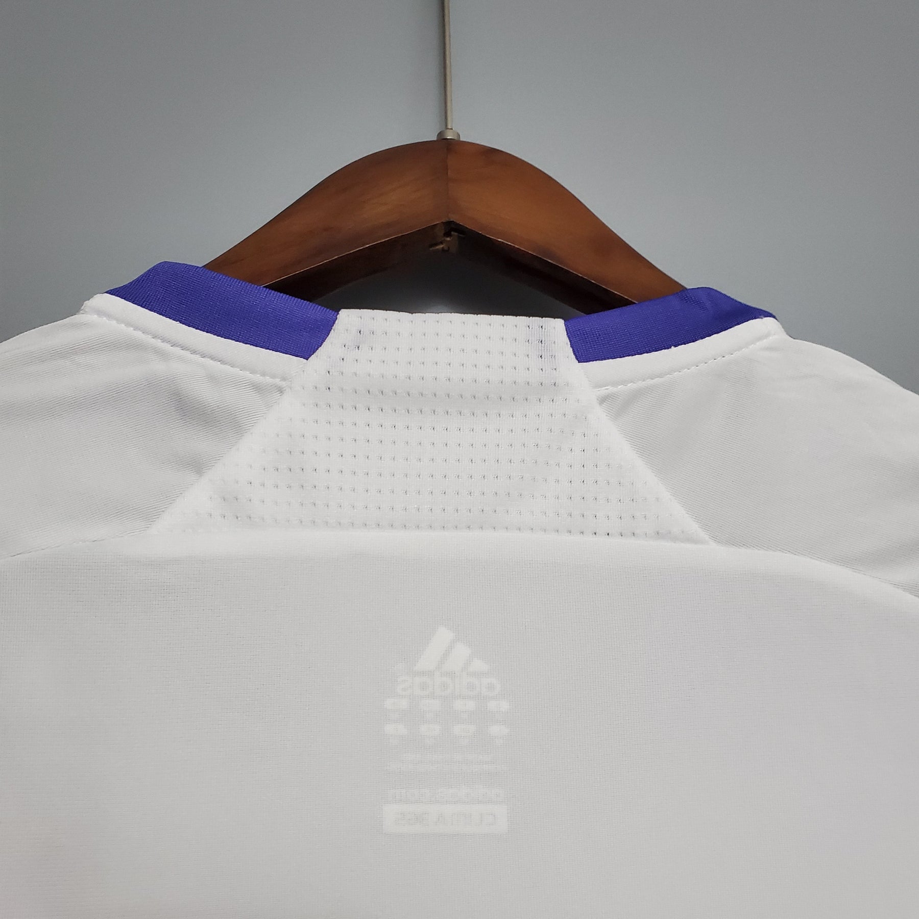 CAMISA RETRÔ REAL MADRID HOME 07/08