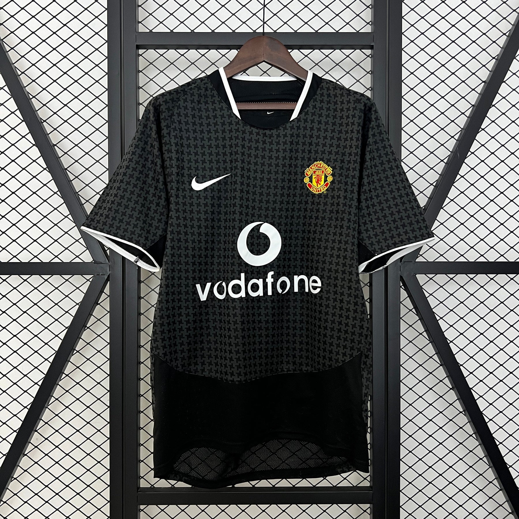 CAMISA RETRÔ MANCHESTER UNITED THIRD 04/05