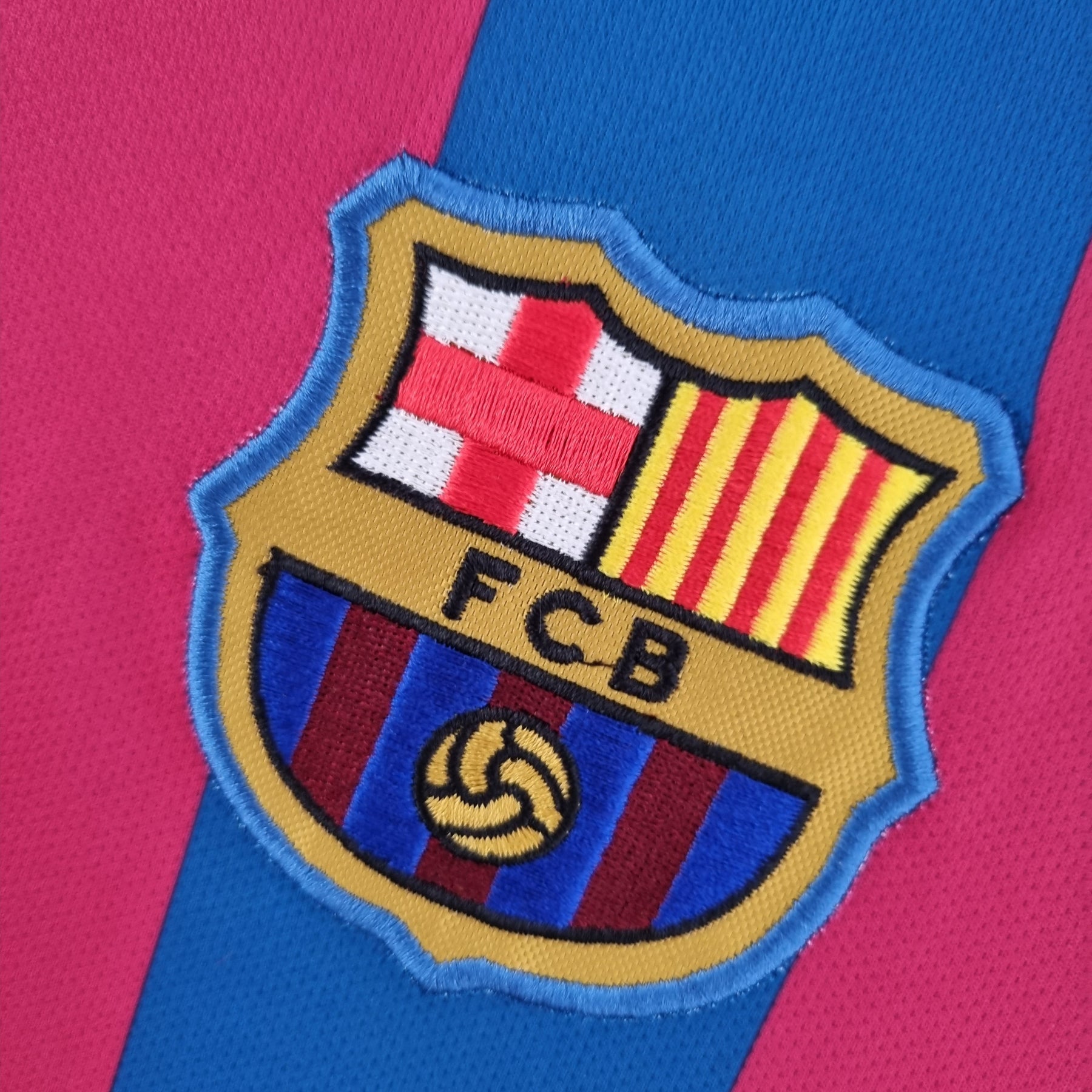 CAMISA RETRÔ BARCELONA HOME MANGA LONGA 05/06