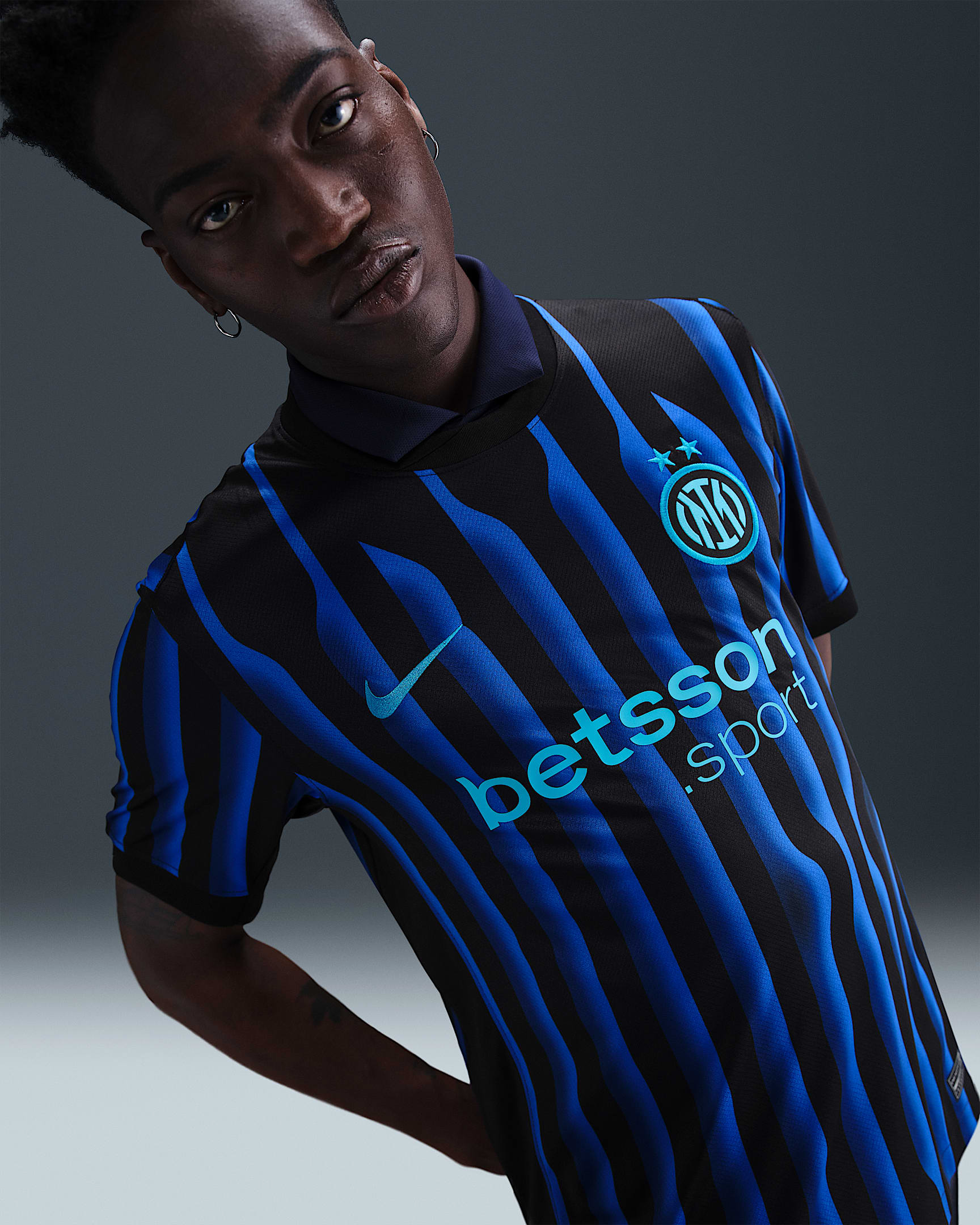 CAMISA TITULAR I INTER DE MILÃO MUNDIAL DE CLUBES 2025 TORCEDOR MASCULINA PRETA