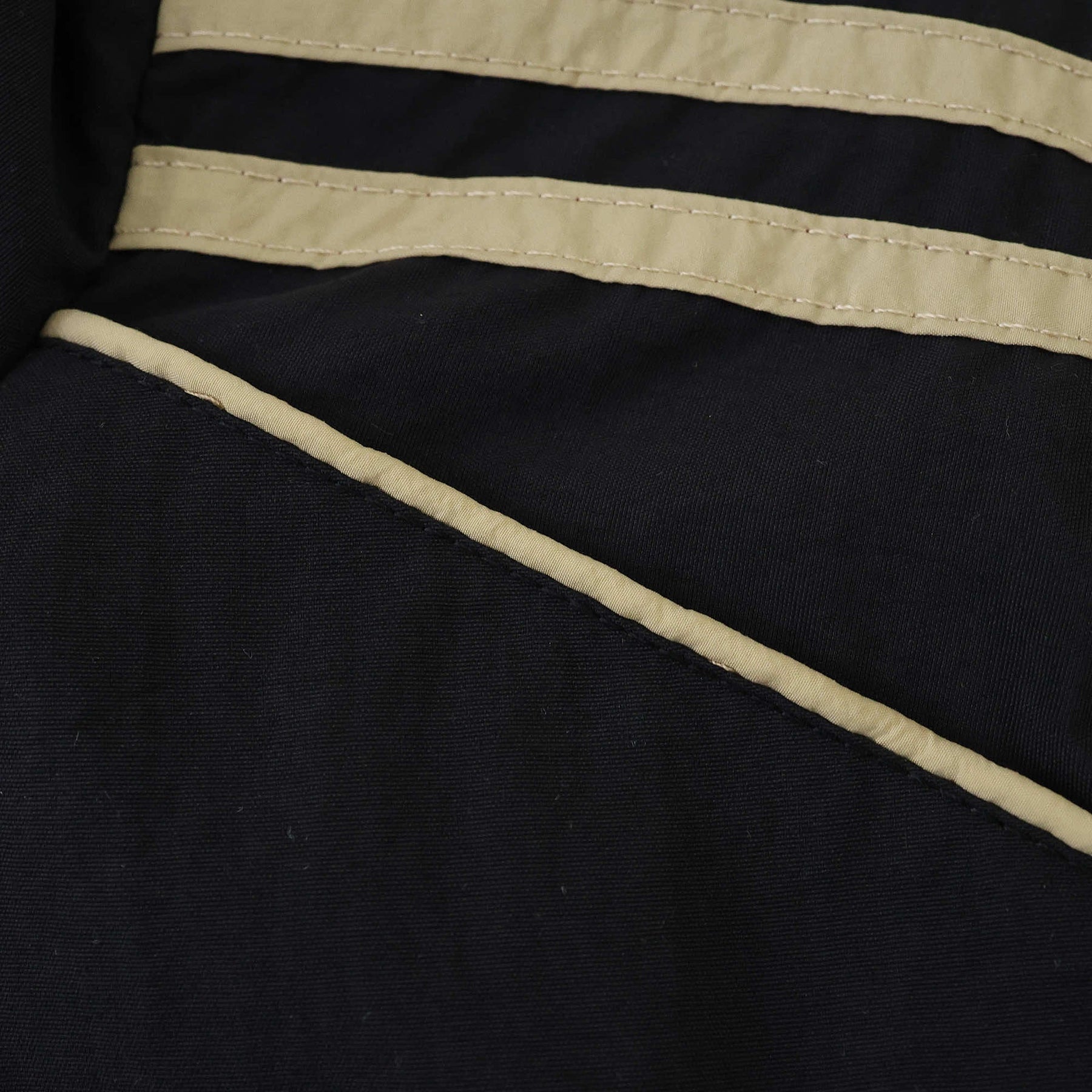 JAQUETA LIVERPOOL 2025/26 PRETA