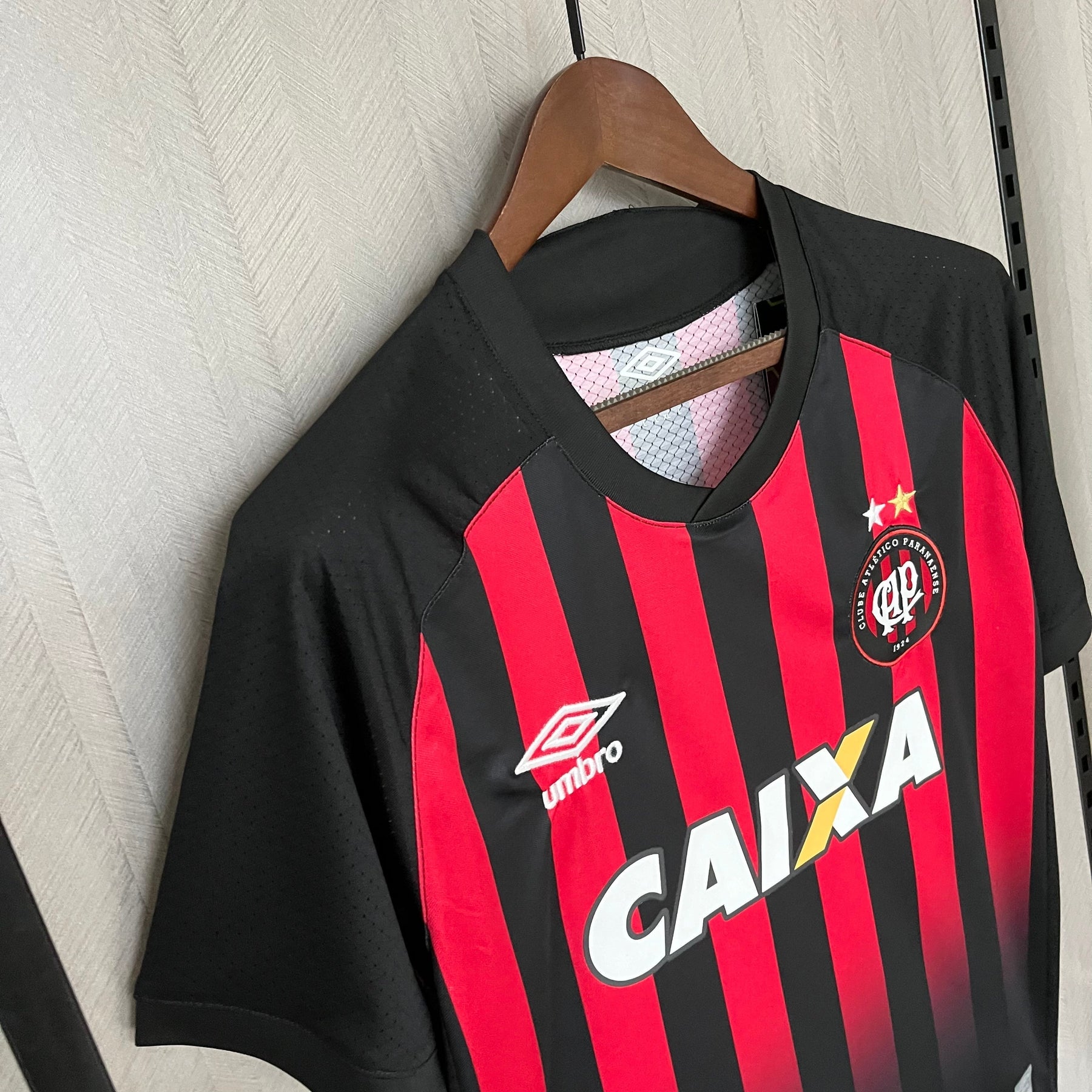CAMISA RETRÔ ATHLÉTICO PARANAENSE HOME 2018