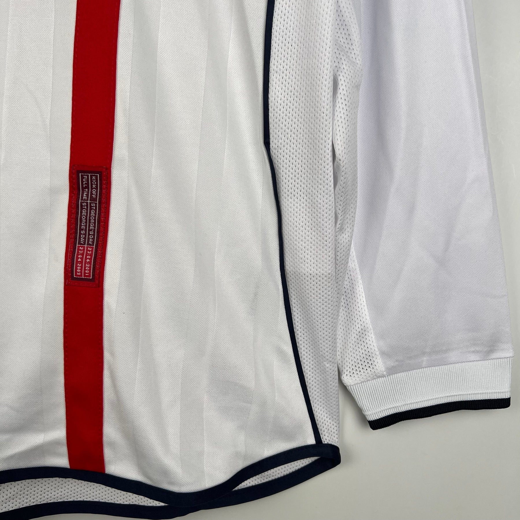 CAMISA RETRÔ INGLATERRA HOME MANGA LONGA 2002