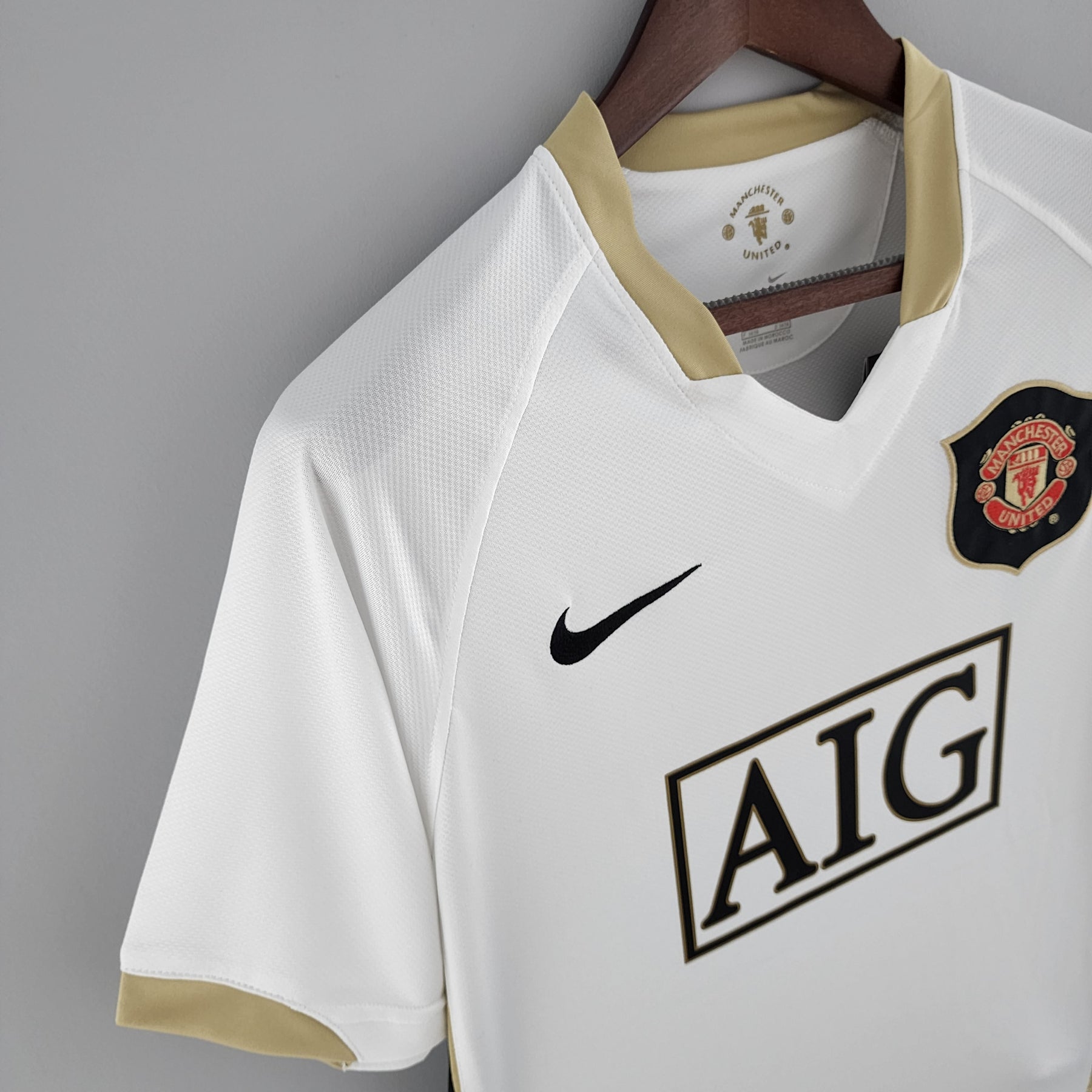 CAMISA RETRÔ MANCHESTER UNITED AWAY 06/07