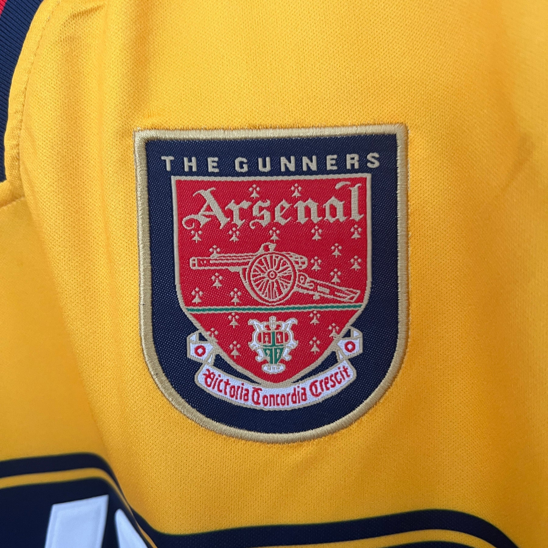 CAMISA RETRÔ ARSENAL AWAY 97/98