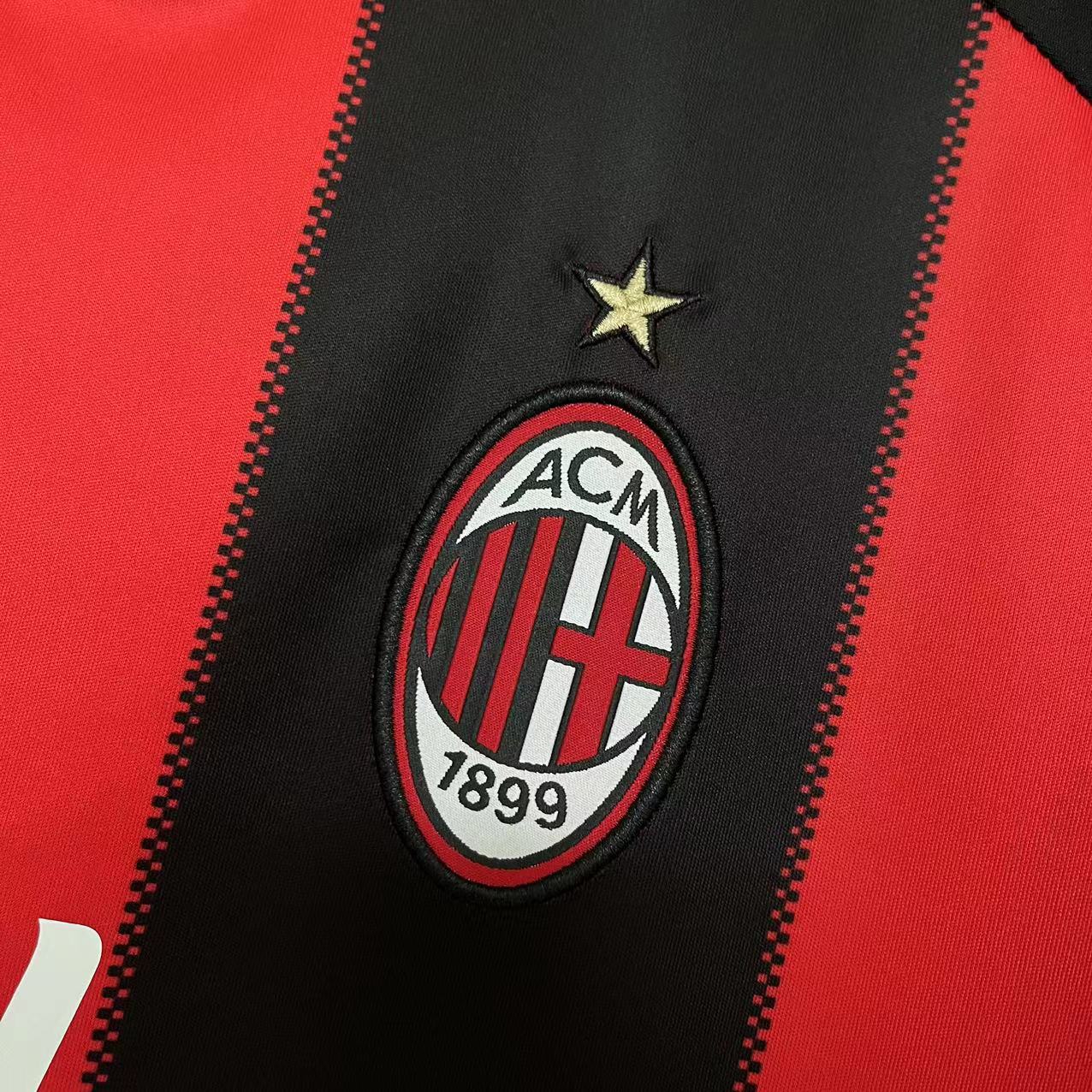CAMISA RETRÔ MILAN HOME MANGA LONGA 10/11