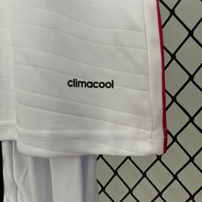 KIT INFANTIL RETRÔ REAL MADRID HOME 14/15