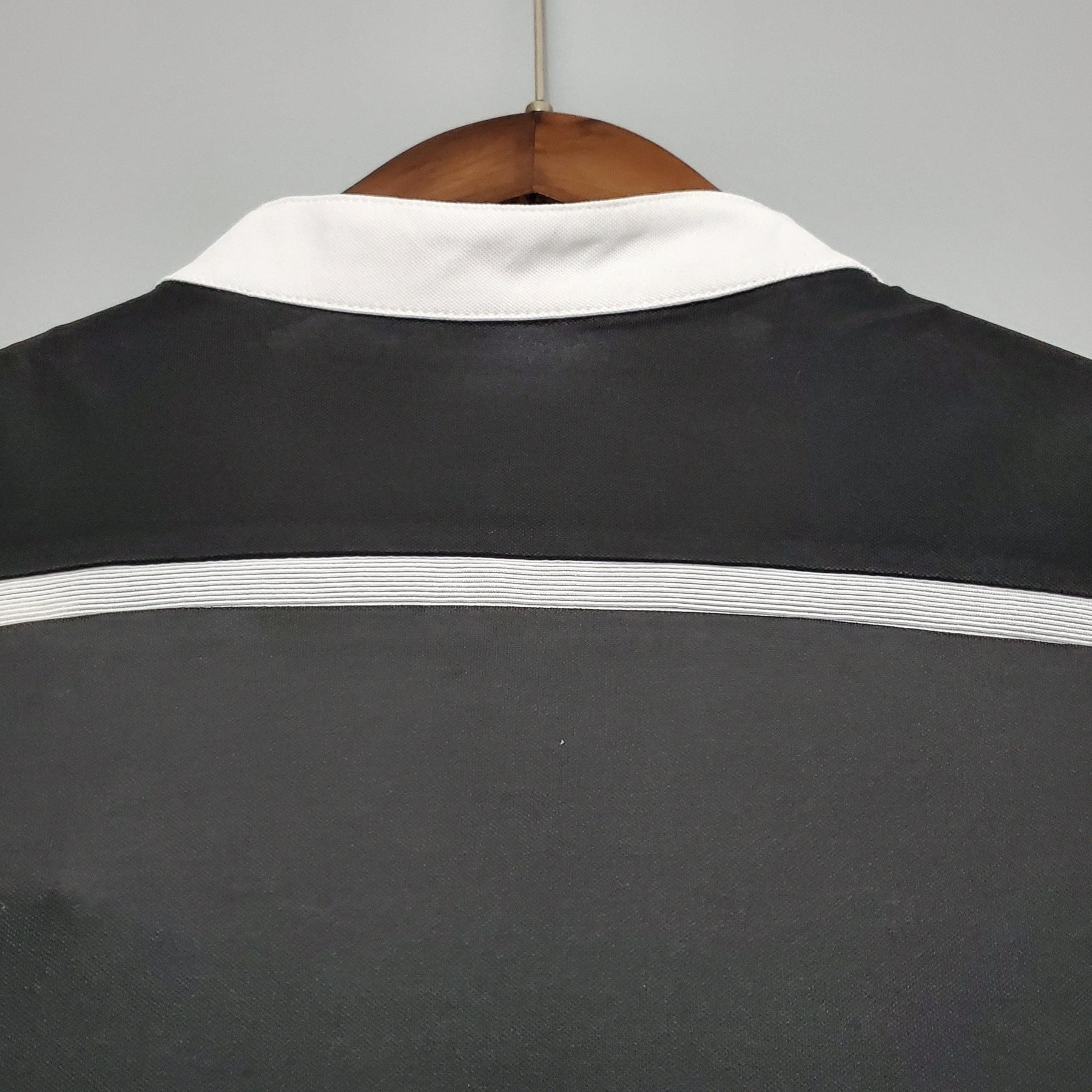 Camisa Retrô Real Madrid 2014/15  Preta Dragão Terceira