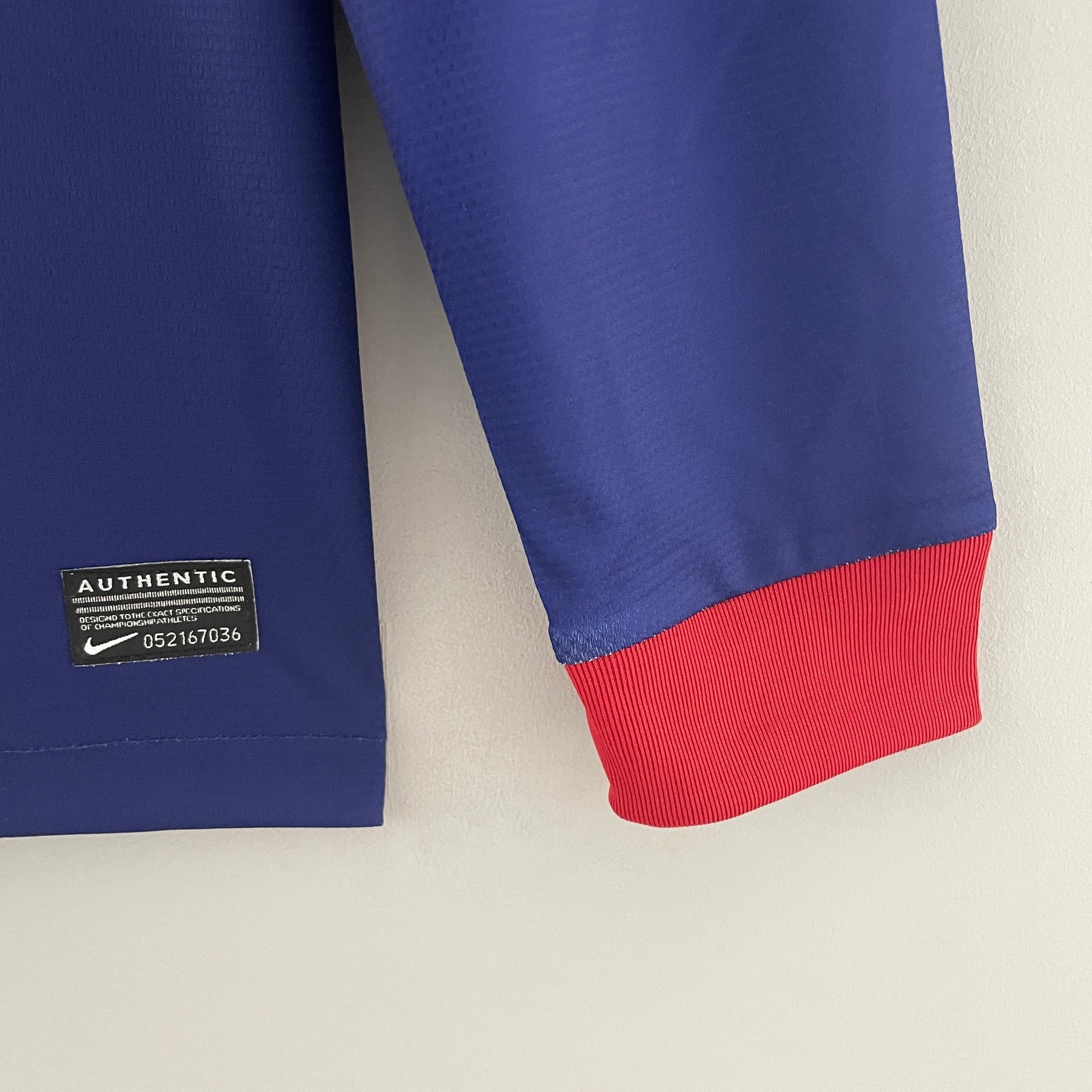 CAMISA RETRÔ BARCELONA HOME MANGA LONGA 12/13