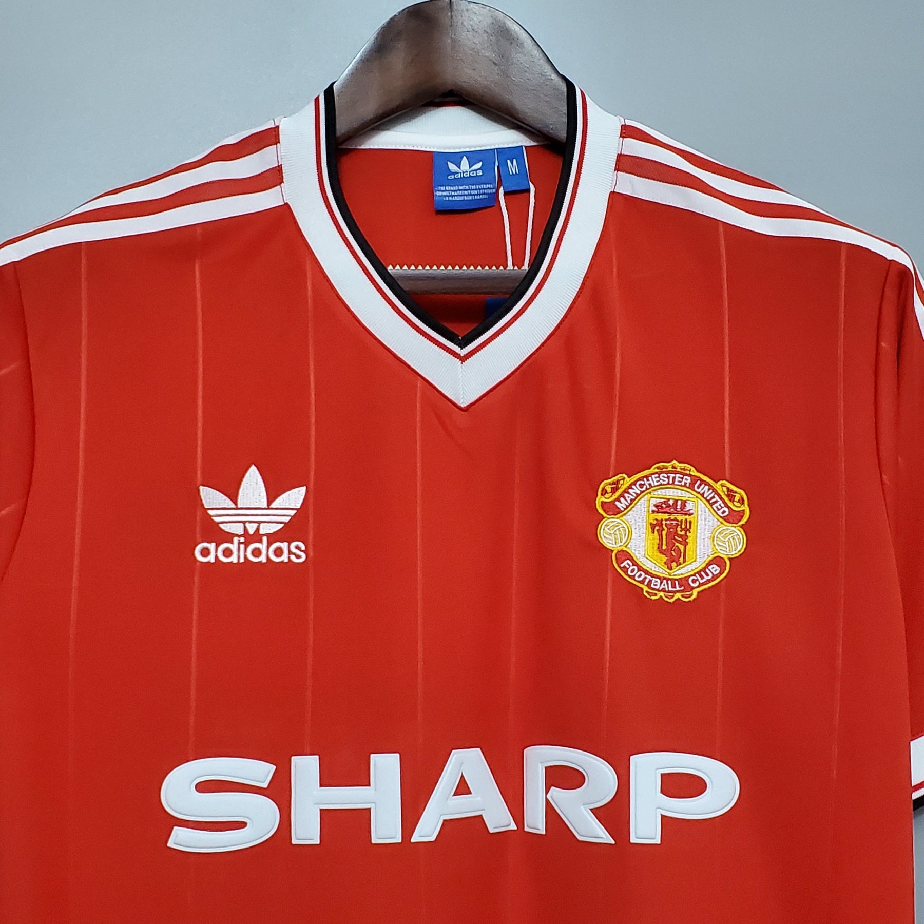 CAMISA RETRÔ MANCHESTER UNITED HOME 83/84