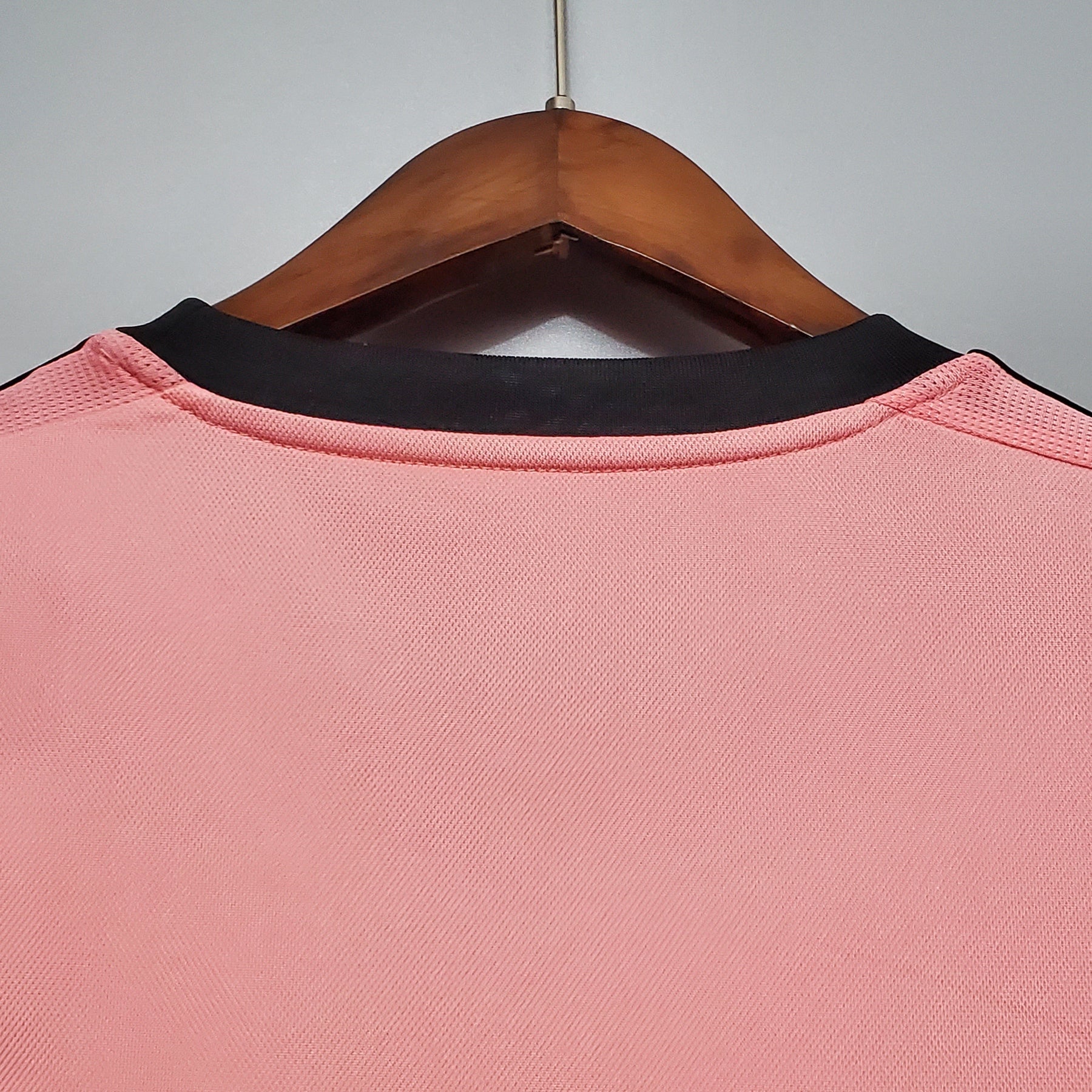 CAMISA JUVENTUS RETRÔ ROSA 2015/16