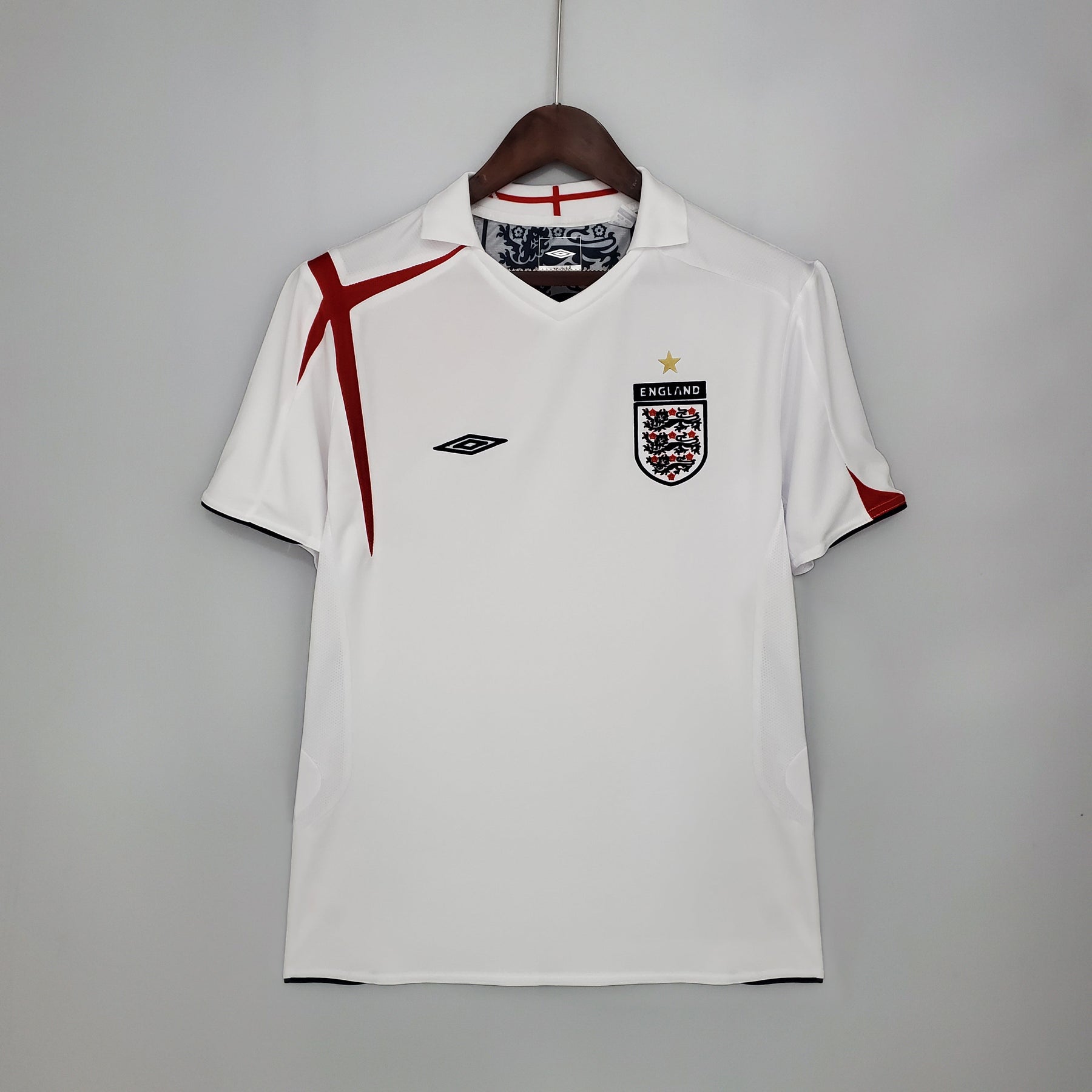 CAMISA RETRÔ INGLATERRA HOME 2006