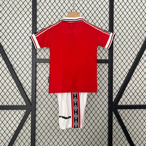 KIT INFANTIL RETRÔ MANCHESTER UNITED HOME 98/99