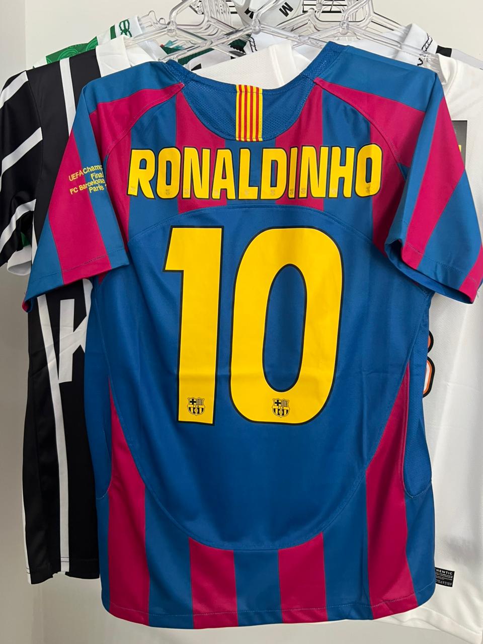 Camisa Retrô FC Barcelona 2005/06 Titular Edição Chmapions League