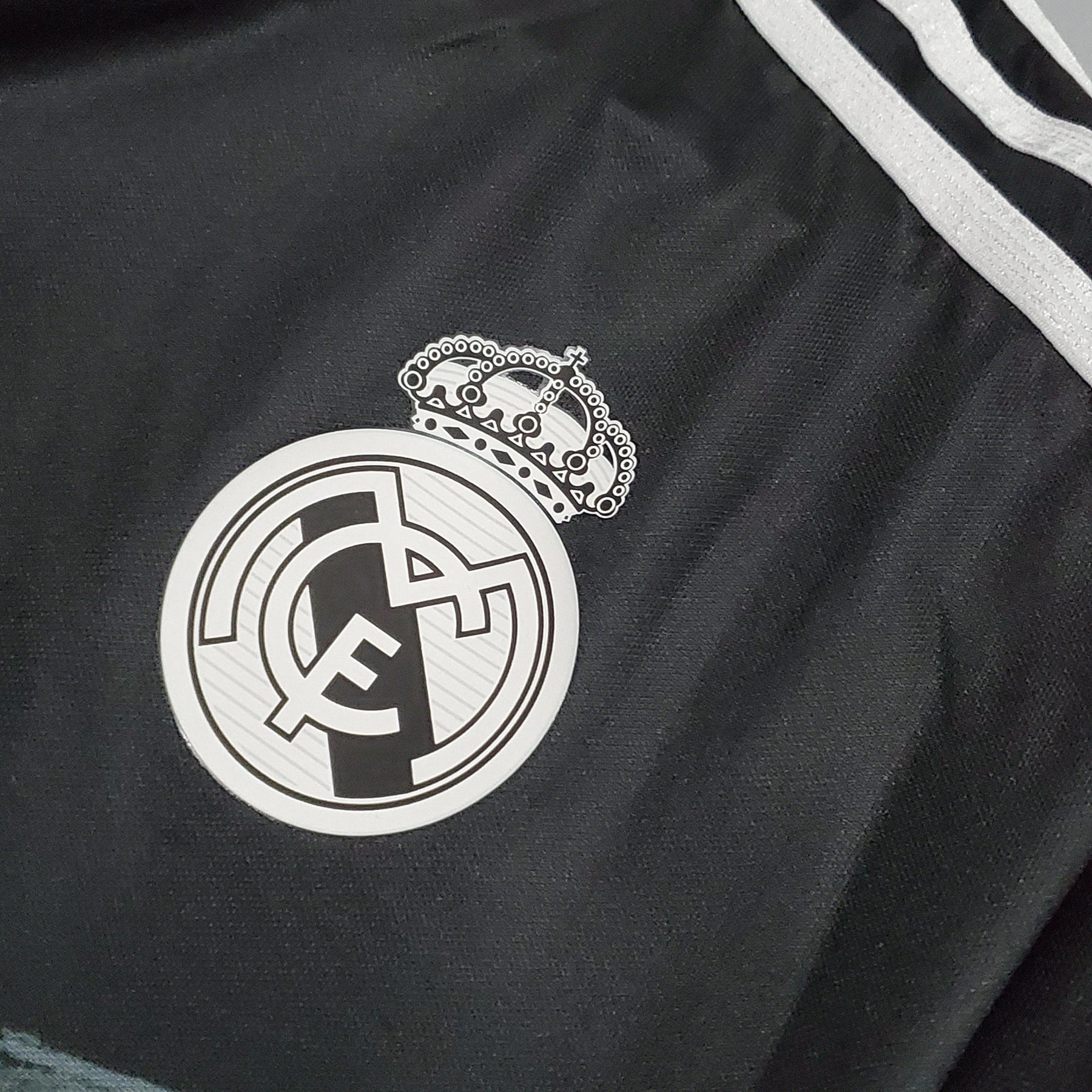 Camisa Retrô Real Madrid 2014/15  Preta Dragão Terceira