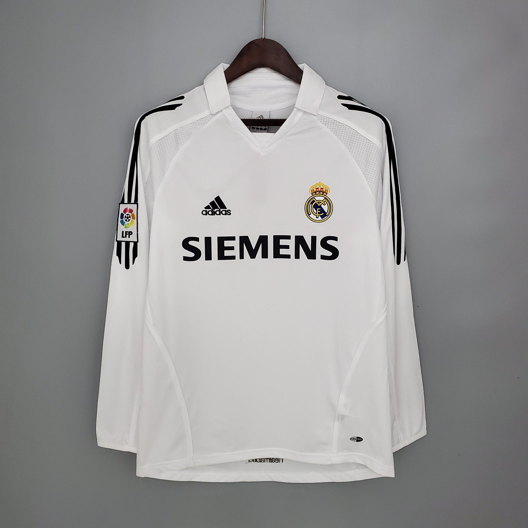 CAMISA REAL MADRID MANGA LONGA RETRÔ HOME 05/06
