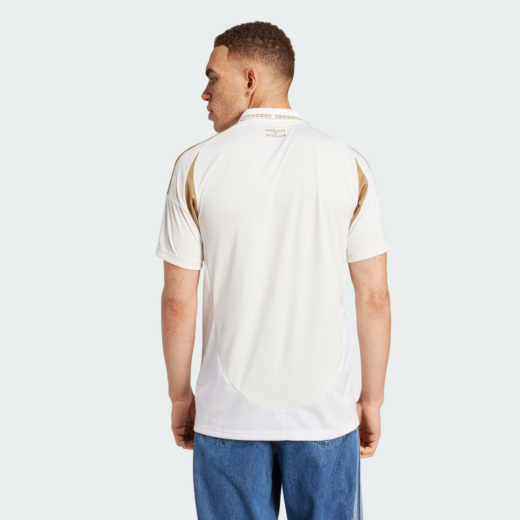 CAMISA RESERVA II LOS ANGELES GALAXY   MUNDIAL DE CLUBES 2025 BRANCA/DOURADA TORCEDOR MASCULINA