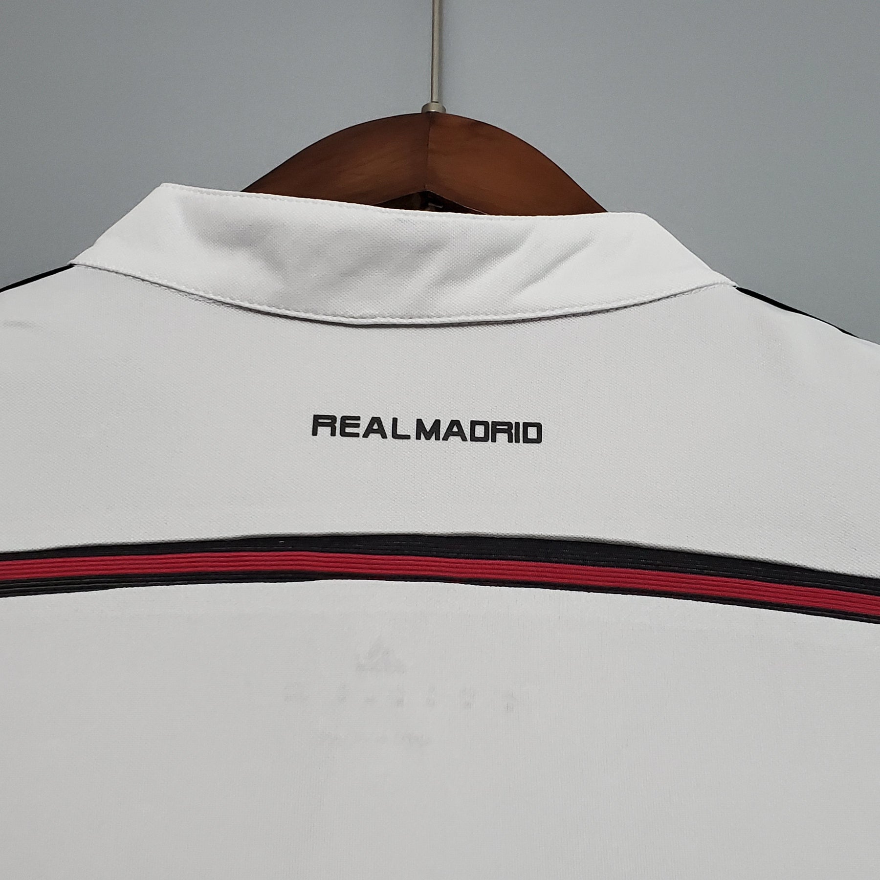 CAMISA RETRÔ REAL MADRID HOME  14/15