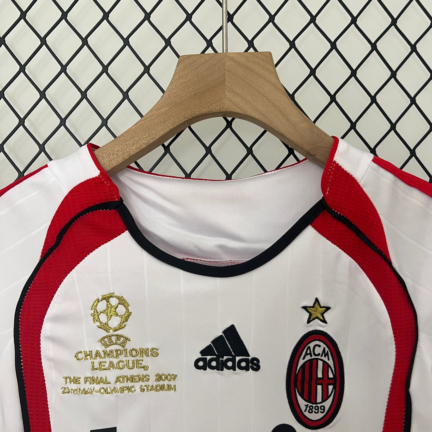 KIT INFANTIL RETRÔ MILAN AWAY 06/07