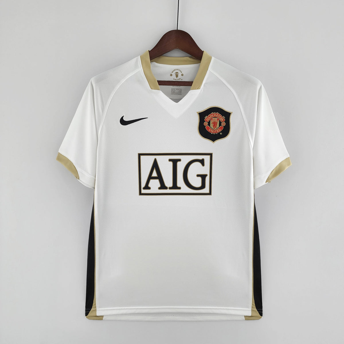 CAMISA RETRÔ MANCHESTER UNITED AWAY 06/07