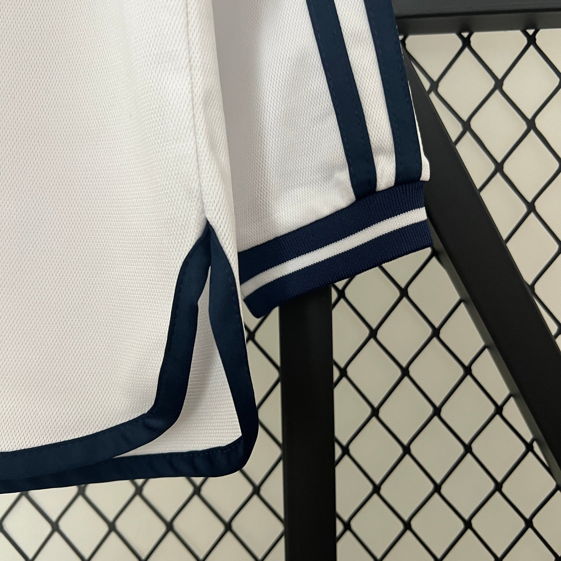 CAMISA REAL MADRID MANGA LONGA RETRÔ HOME 00/01