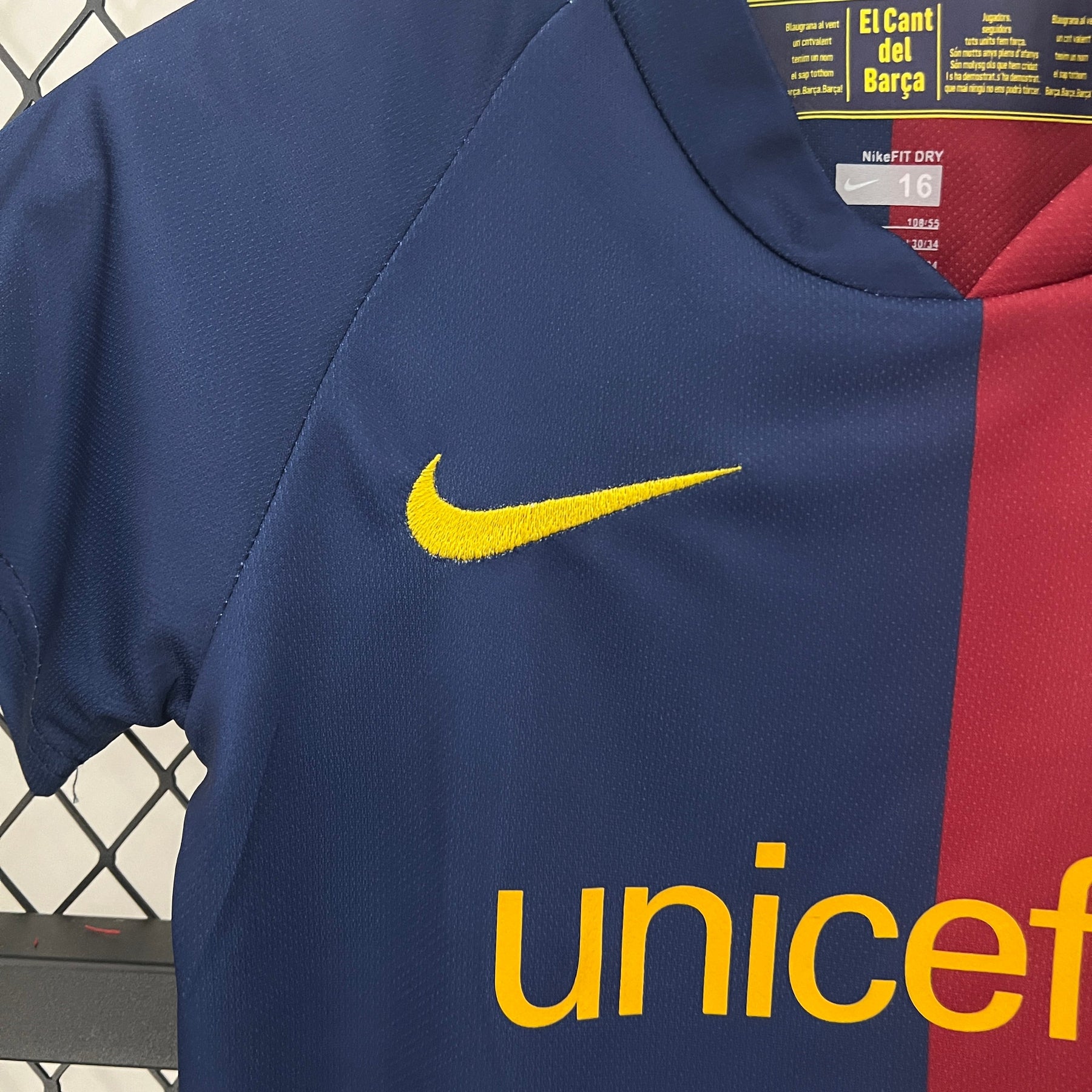 KIT INFANTIL RETRÔ BARCELONA HOME 08/09